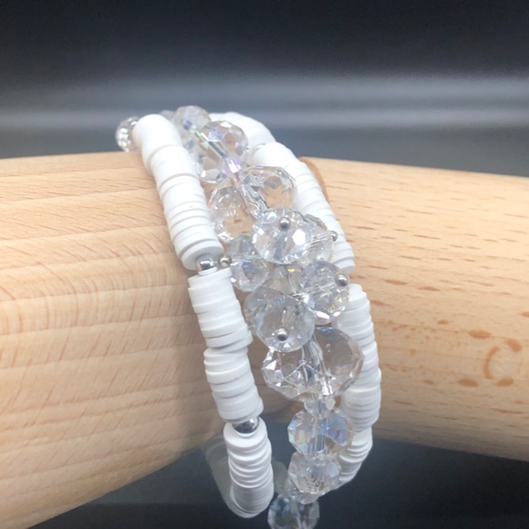 Hand Crafted Multi Clay Beads & Clear Crystals Coil Memory Wire Strand Bracelet - Picture 13 of 14